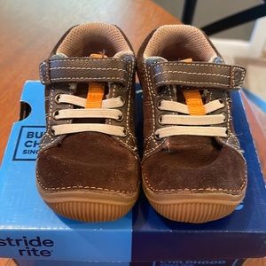 Stride Rite Baby Boy SZ 6XW! 👣👣👣